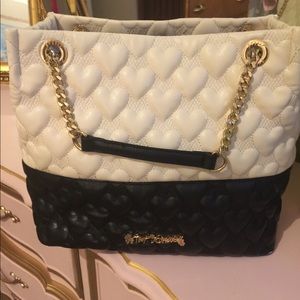 Large betsey johnson handbag